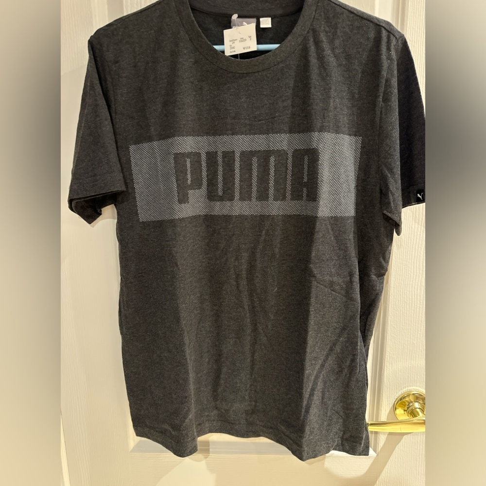 Puma top